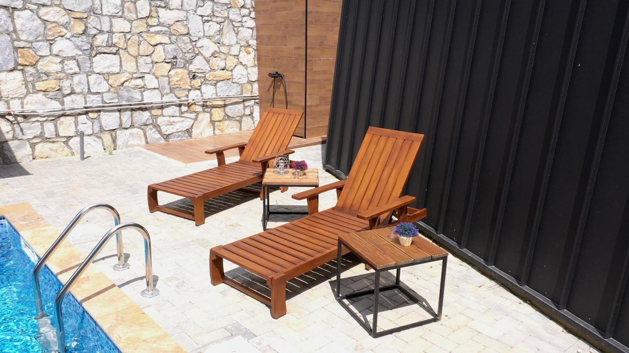 Blisku Do Gradot - Riverfront Luxury Cabins Skopje Eksteriør billede